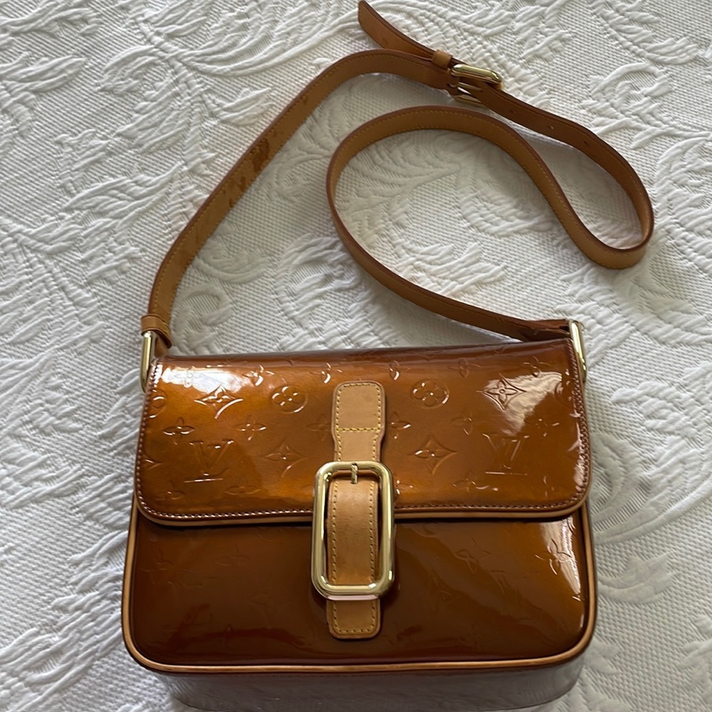 Louis Vuitton Christie Monogram